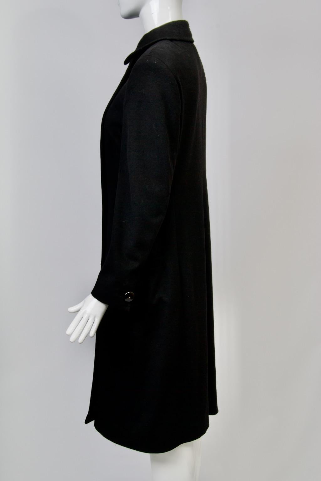 Versace Black Cashmere-Blend Coat For Sale 1