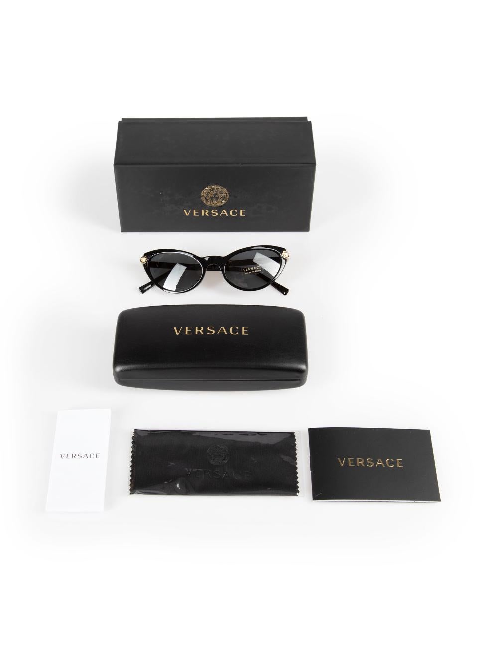 Versace Black Cat Eye Logo Detail Sunglasses For Sale 4