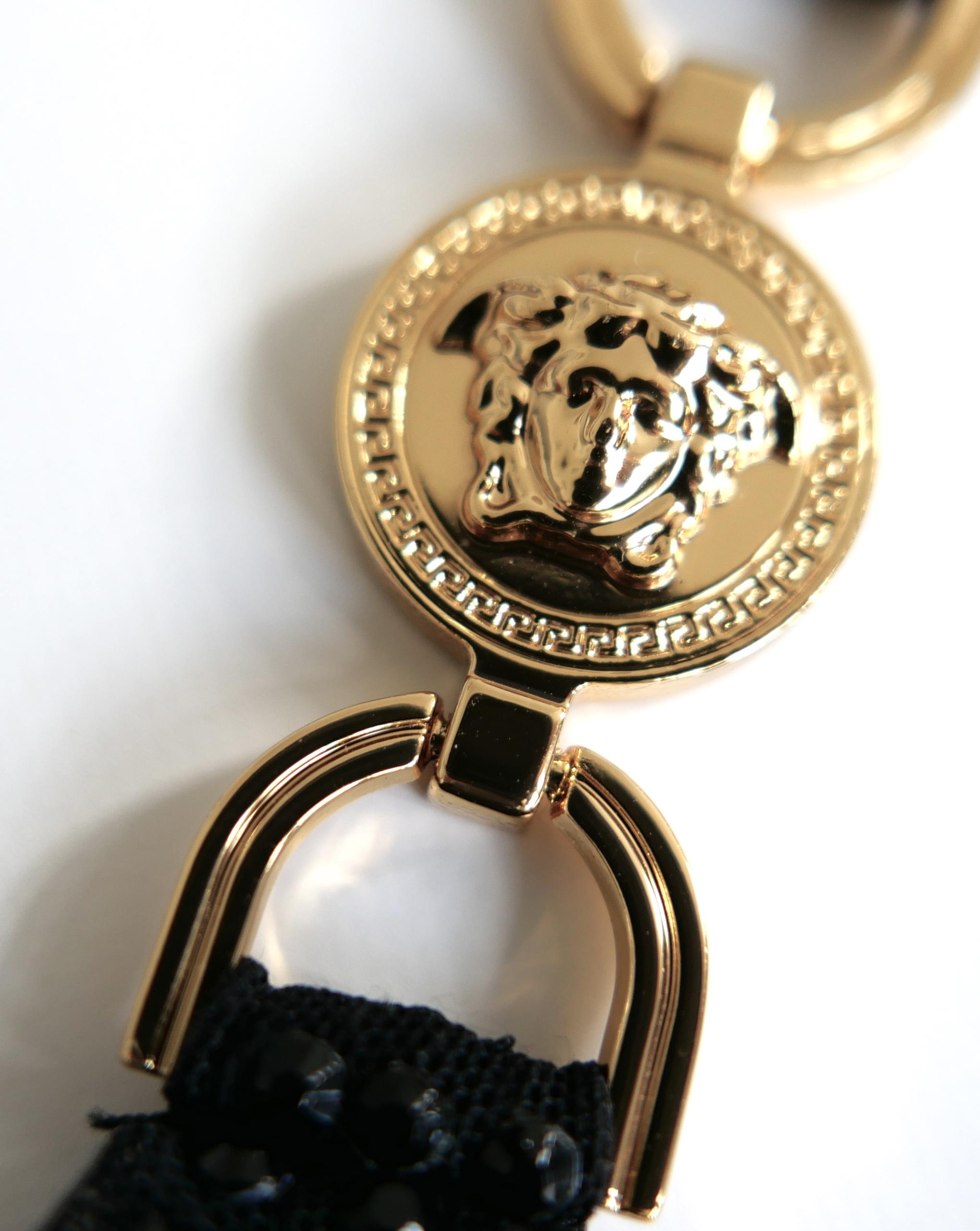 Noir Versace - Top de soutien-gorge noir orné de cristaux Printemps 2020 en vente
