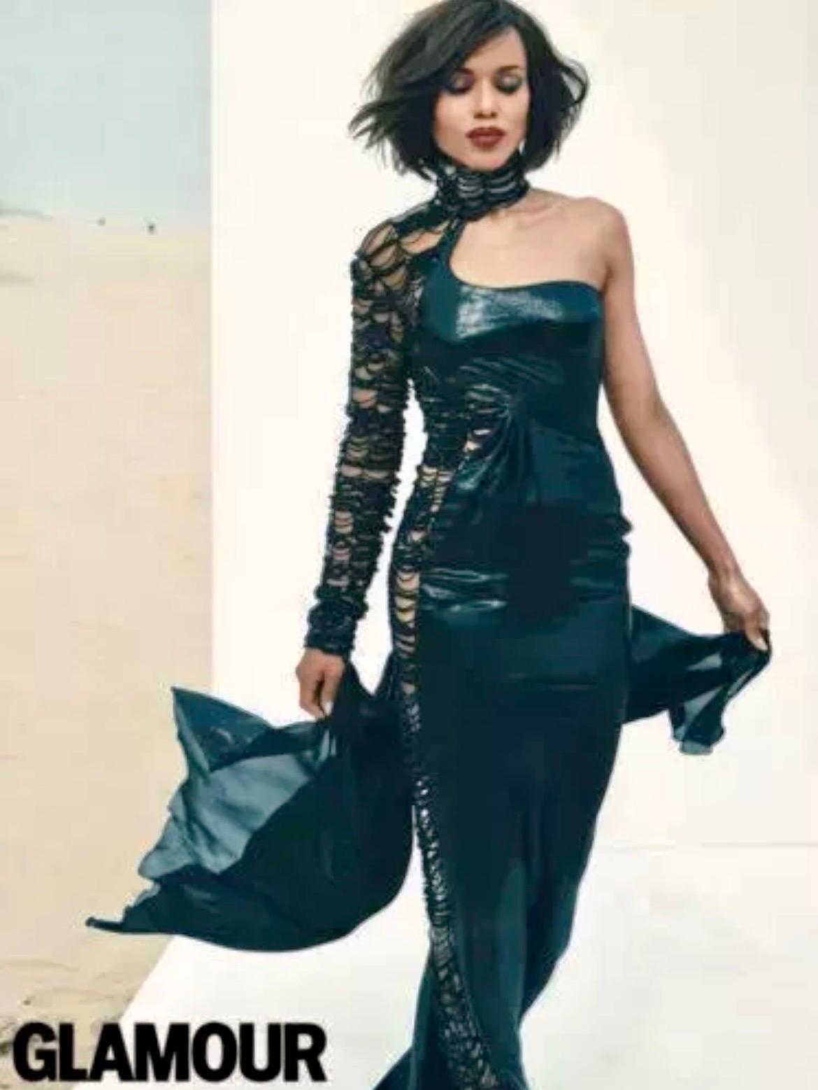 Versace Black Embellished One shoulder Dress Gown In New Condition For Sale In Montgomery, TX