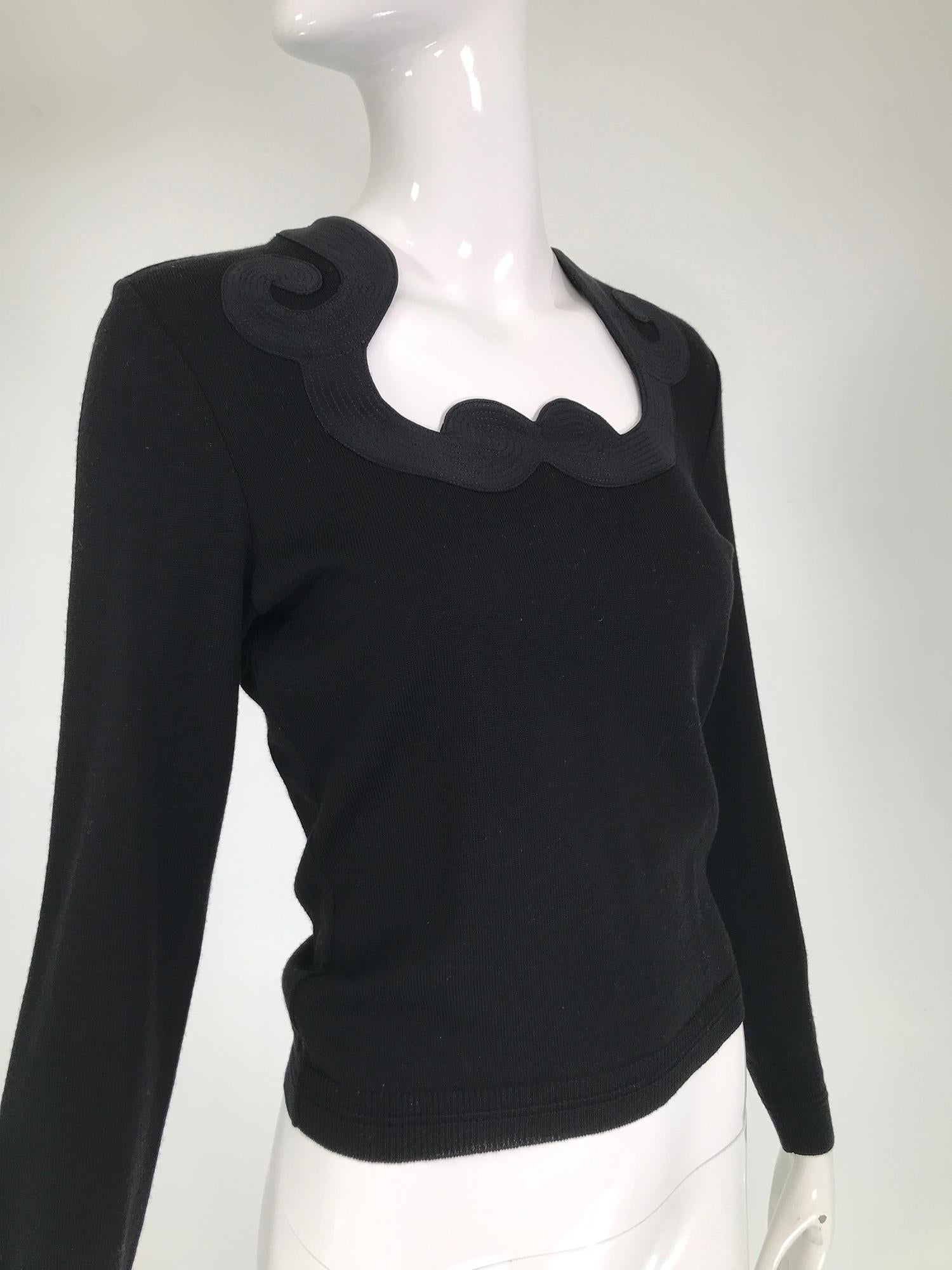 Versace Black Fine Wool Knit Sweater with Shaped Silk Neckband 7