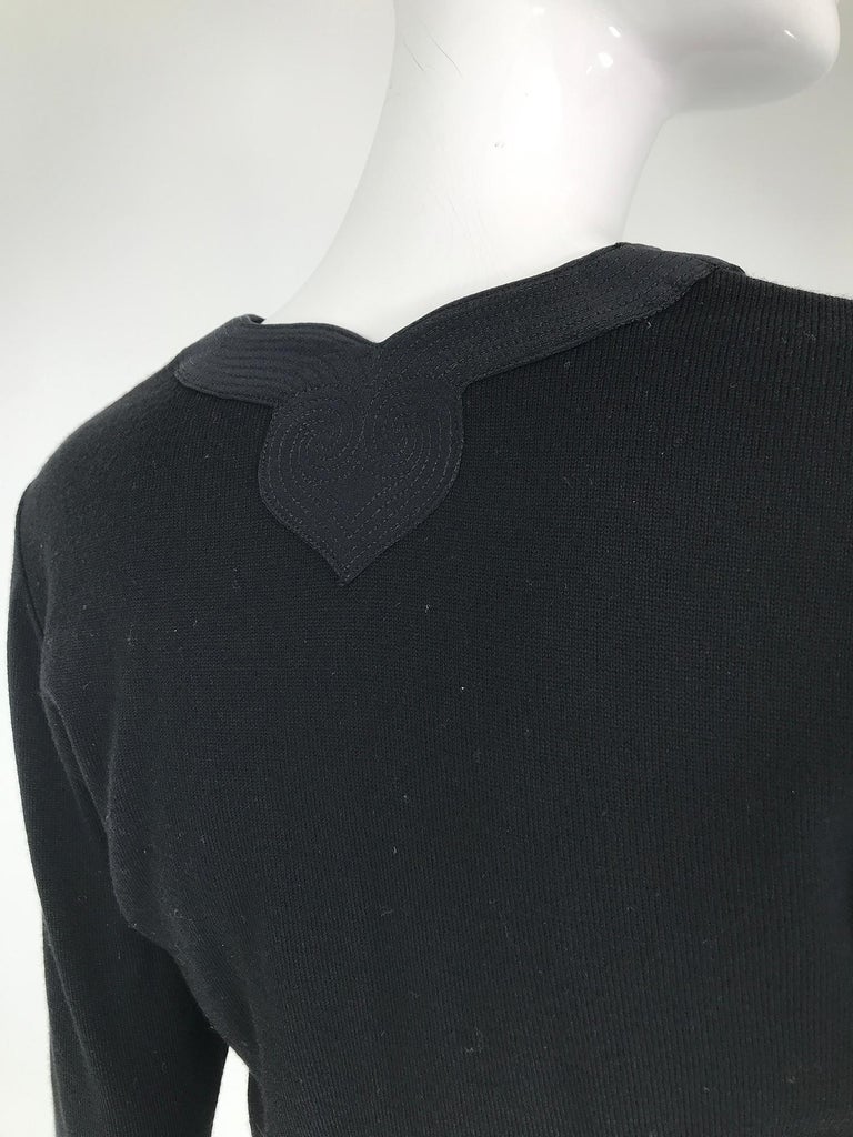 Versace Black Fine Wool Knit Sweater with Shaped Silk Neckband  For Sale 4