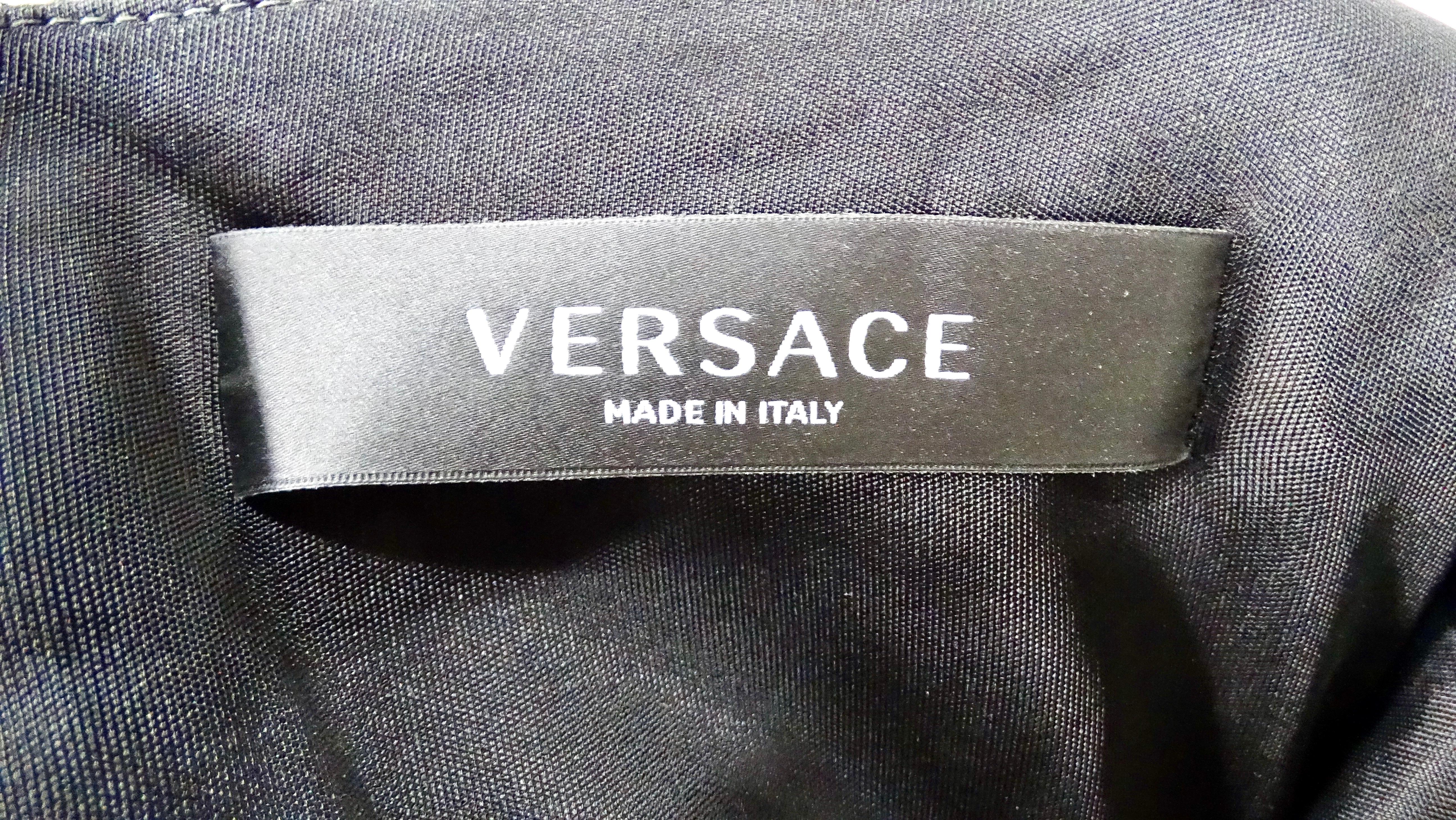 Versace - Vestito con stampa barocca in nero e grigio in vendita 7
