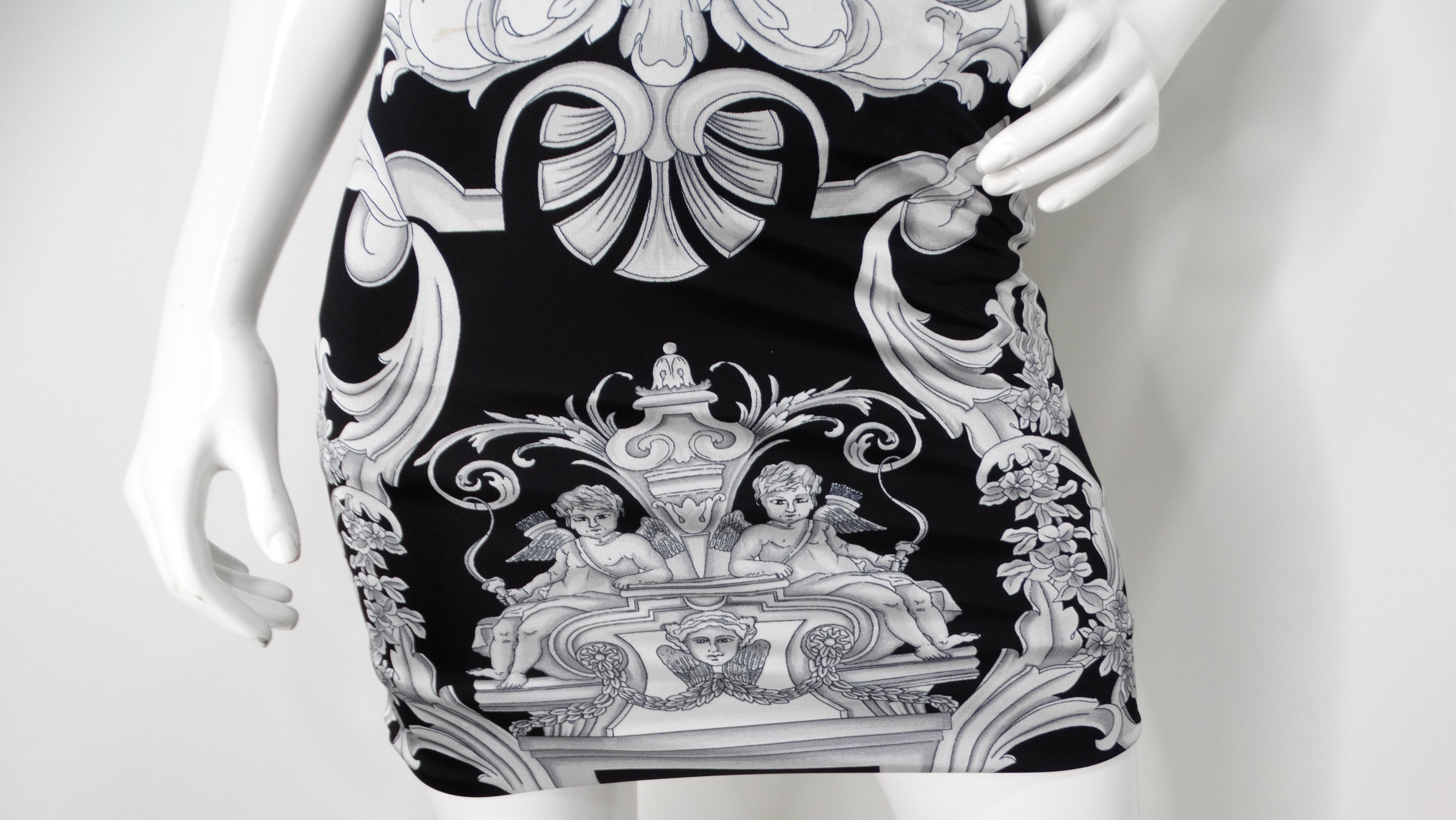 Donna Versace - Vestito con stampa barocca in nero e grigio in vendita