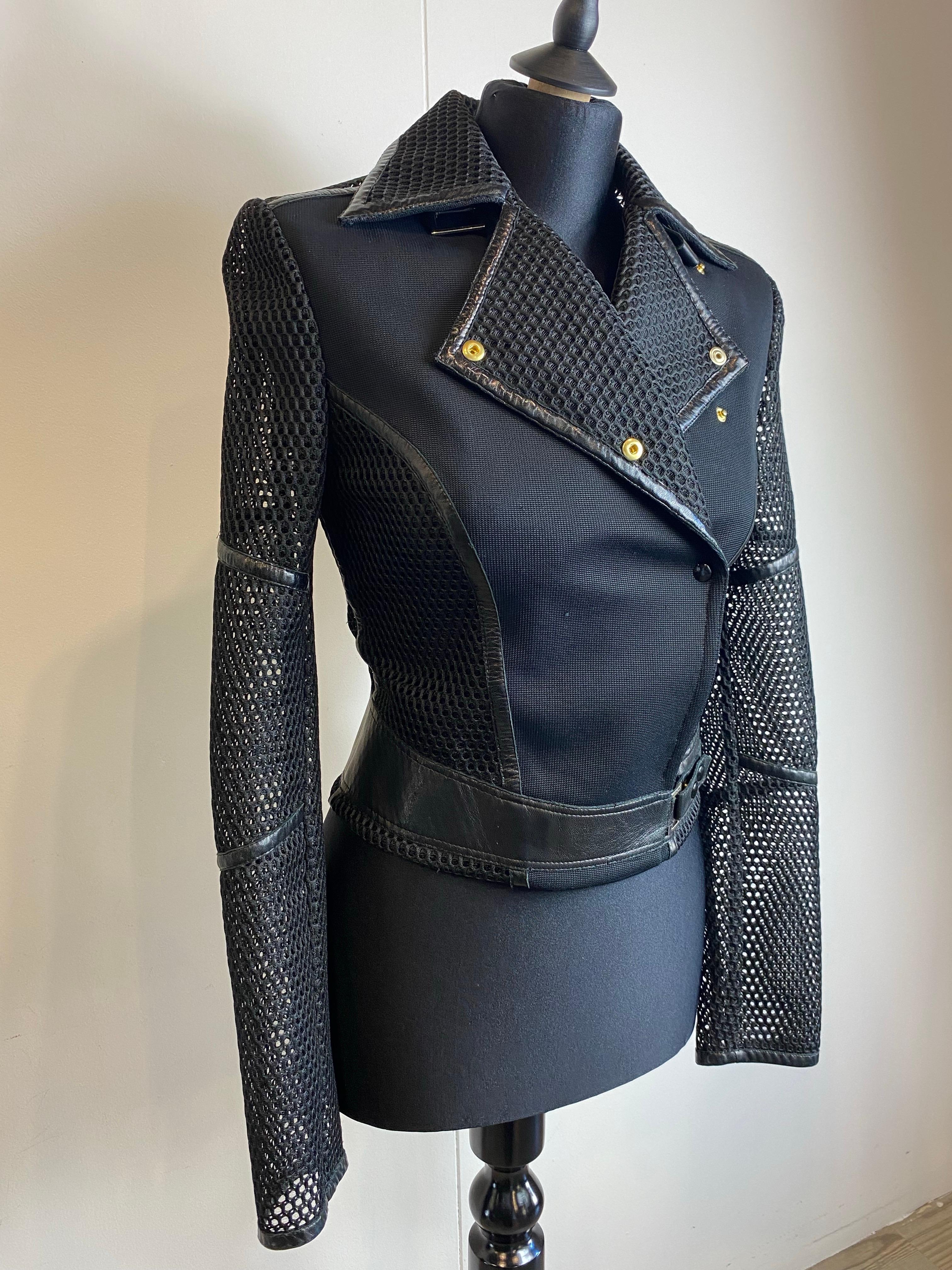 Versace black jacket. For Sale 5