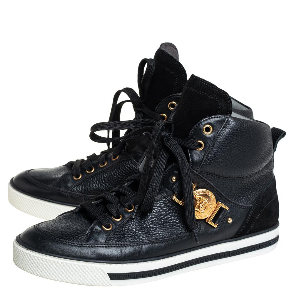 Versace Black Leather And Suede Medusa Strap High Top Sneakers Size 41.5 In Good Condition In Dubai, Al Qouz 2