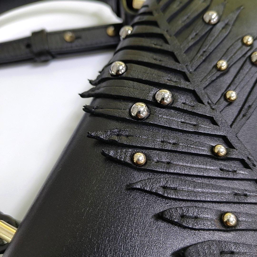 Versace Black Leather Applique Studded Flap Top Handle Crossbody Bag en vente 4