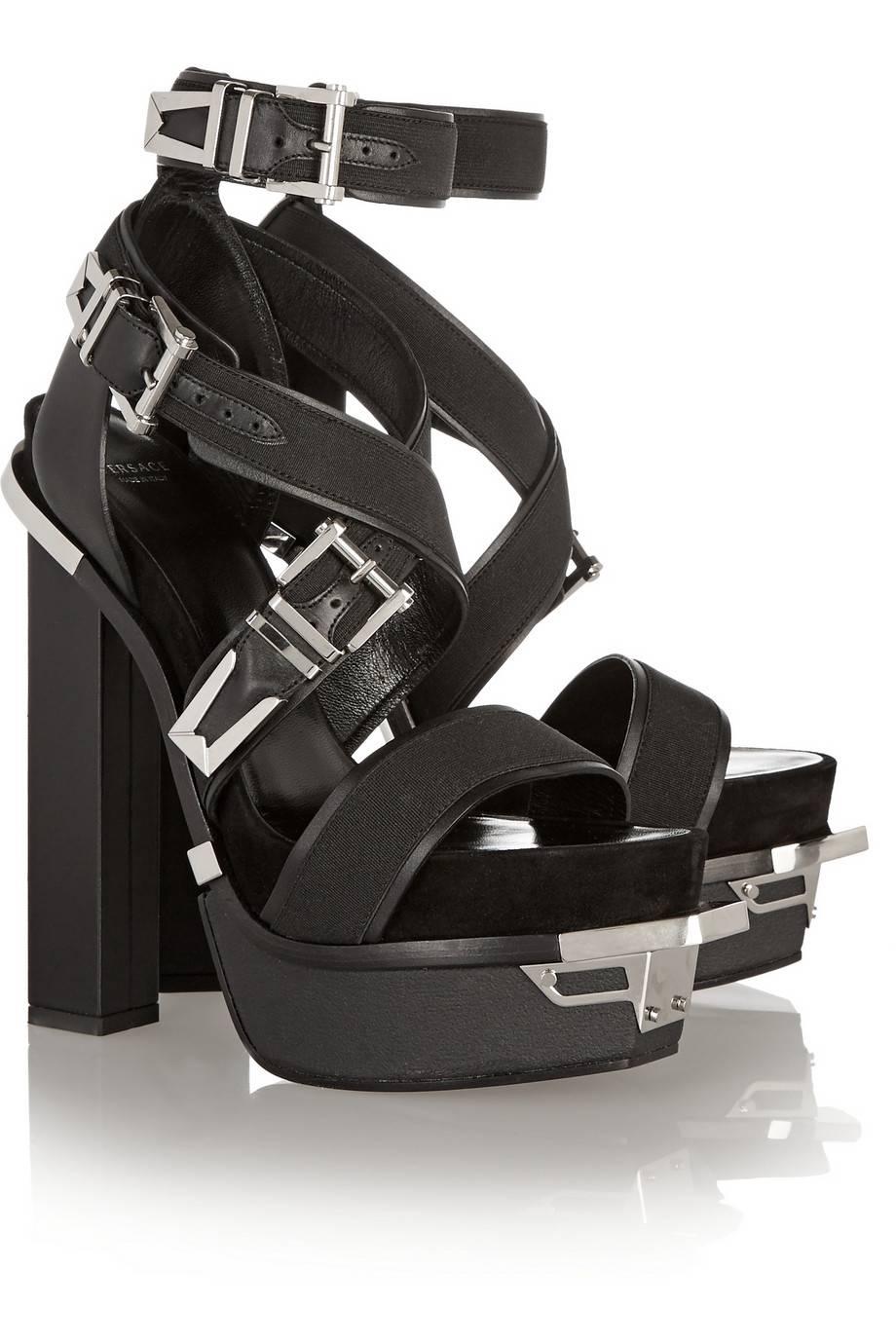 VERSACE 

Versace black sandals

Made in Italy

Heel measures approximately 6 inches 

 2.5
