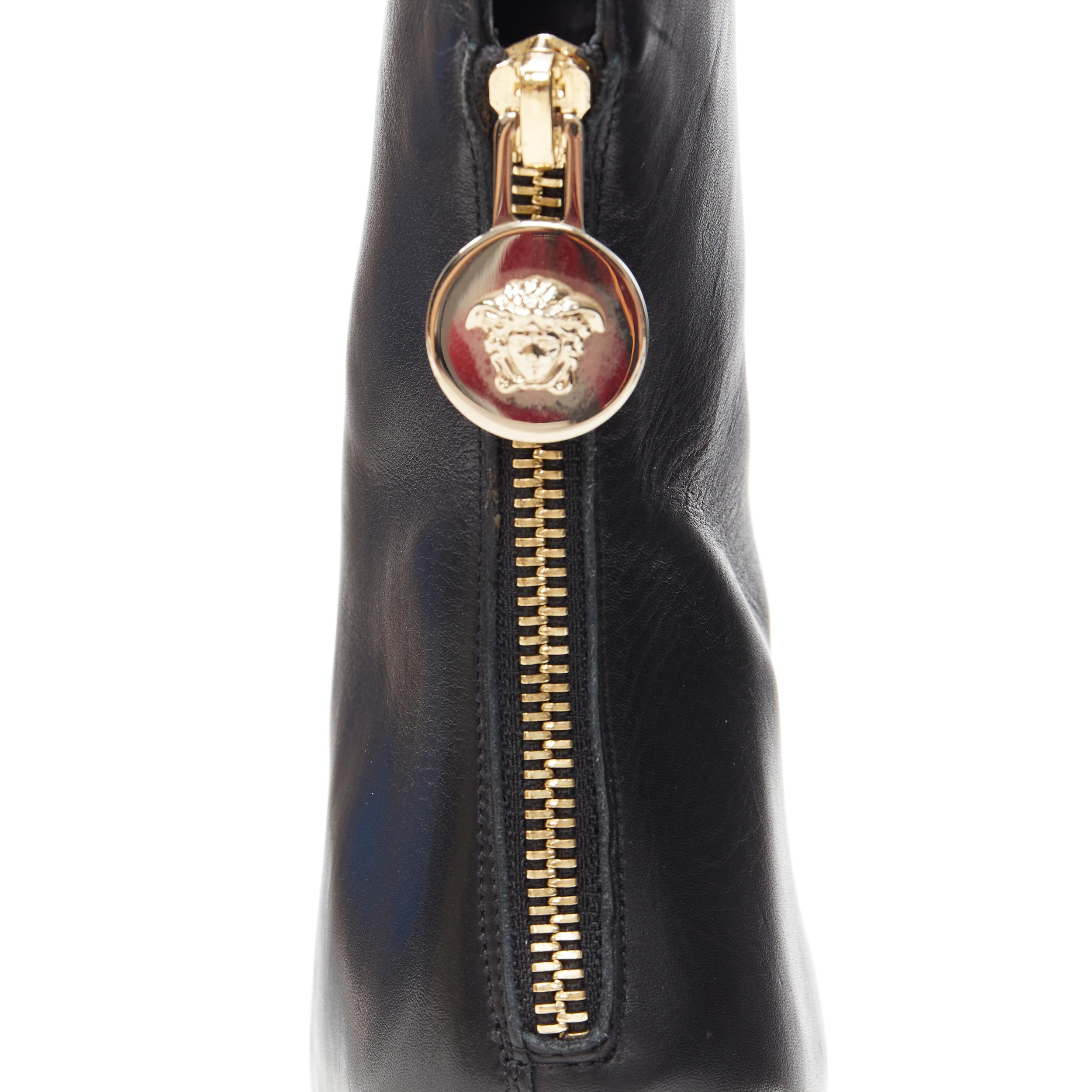 VERSACE piel negra dorada Medusa tacón cremallera trasera vaquero botín EU36.5 4