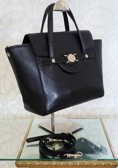 VERSACE BLACK LEATHER HANDBAG/SHOULDER BAG w/REMOVABLE PACKET PURSE