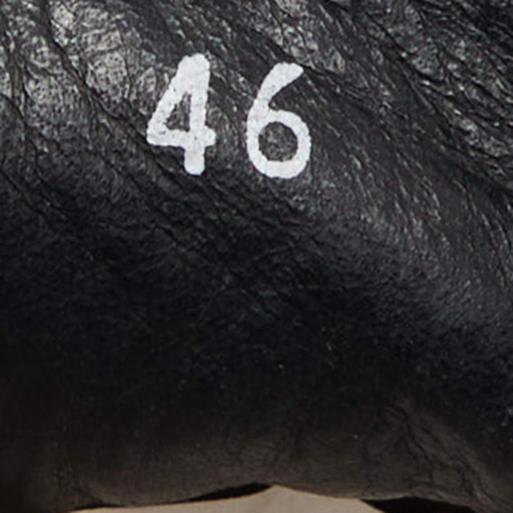 Versace Black Leather Medusa Buckle Slip On Loafers Size 46 For Sale 2