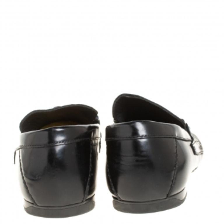 Versace Black Leather Medusa Detail Slip On Loafers Size 43 In Fair Condition For Sale In Dubai, Al Qouz 2