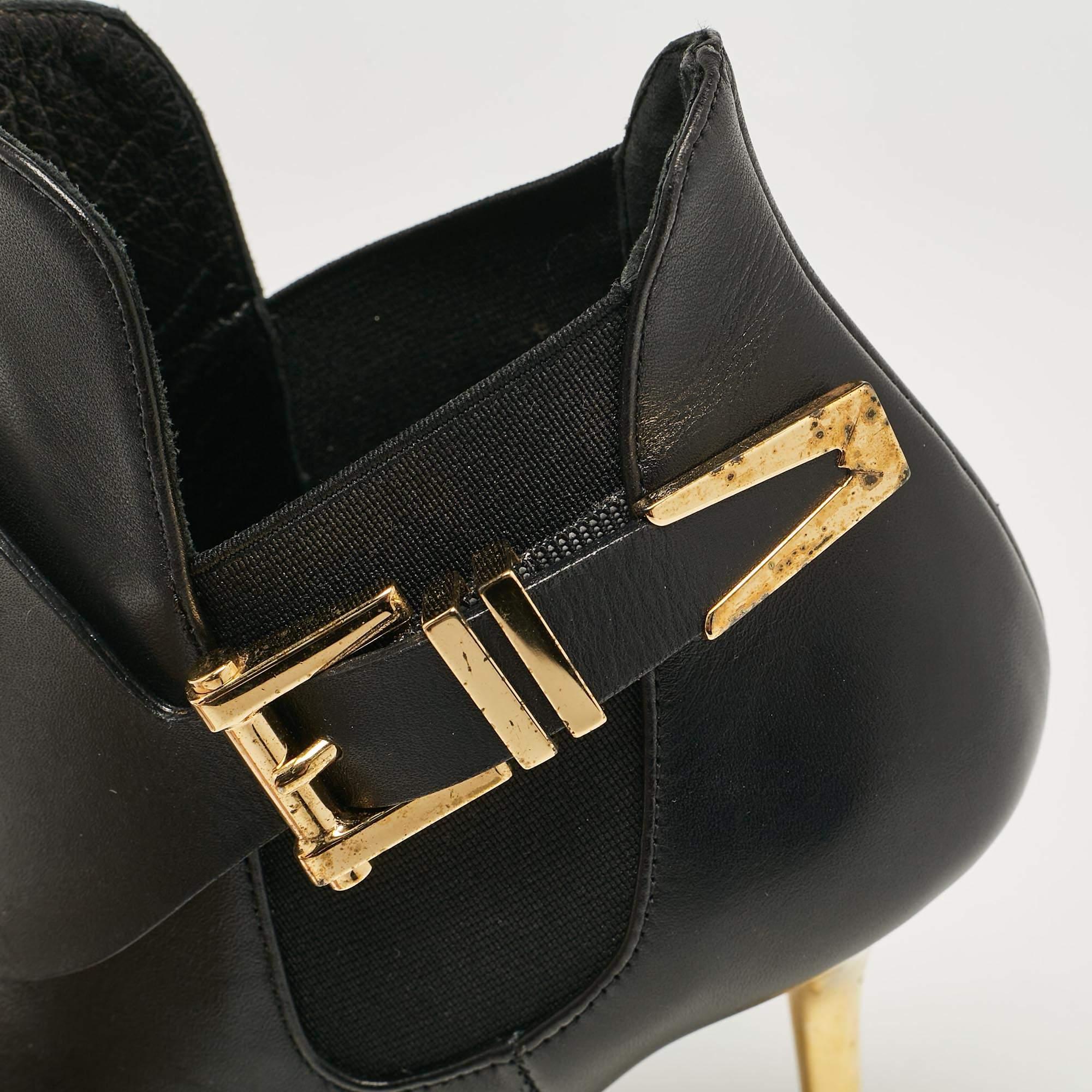 Versace - Stivaletto con testa di Medusa in pelle nera - Taglia 35 in vendita 2