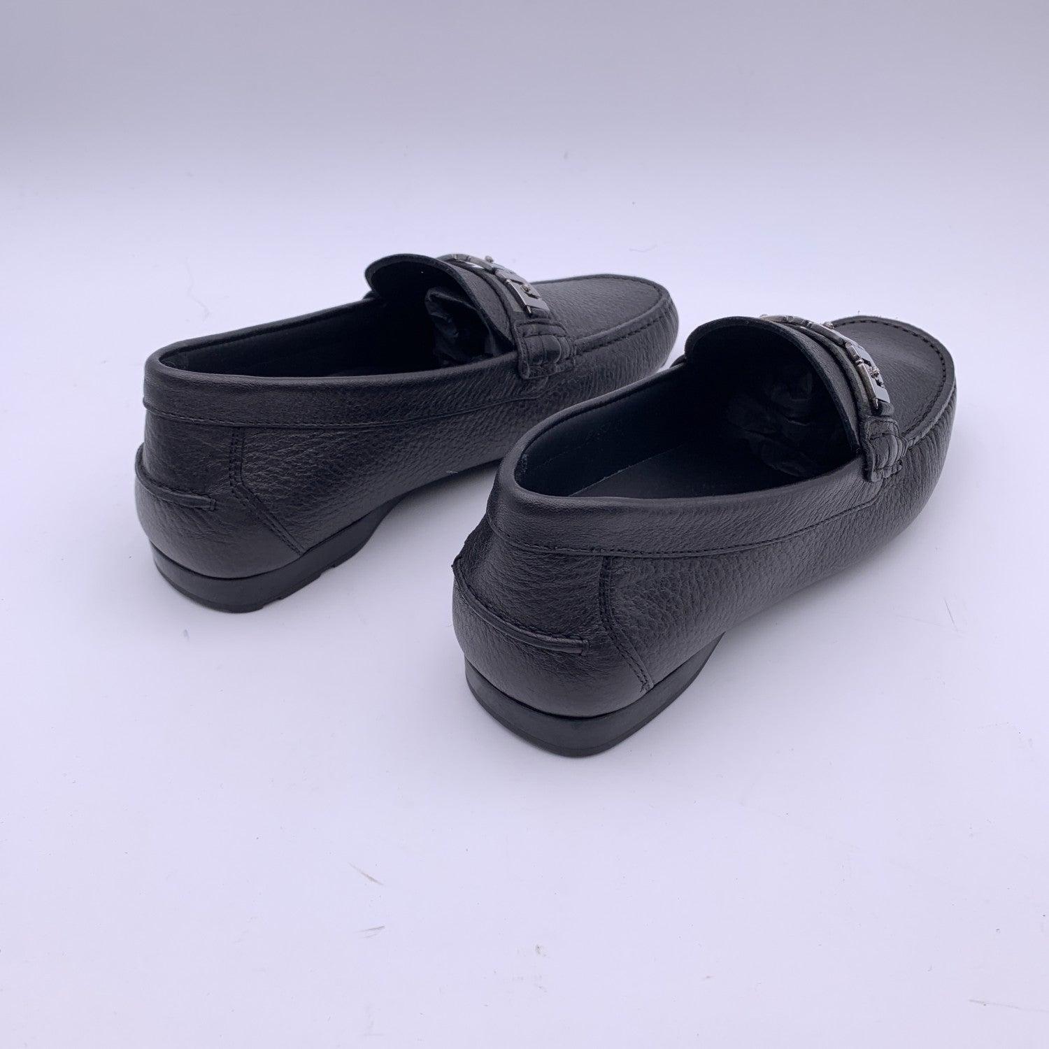 Women's Versace Black Leather Mocassins Loafers Car Flat Shoes Size 38.5 For Sale