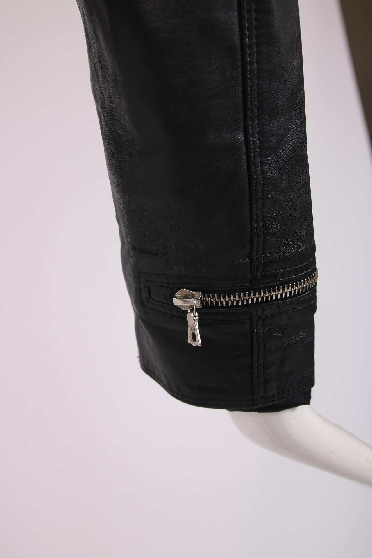 Schwarze Leder-Motorradjacke von Versace 1