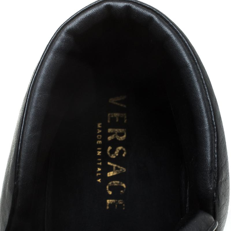 Versace Black Leather Palazzo Slip On High Top Sneakers Size 40 In Good Condition In Dubai, Al Qouz 2