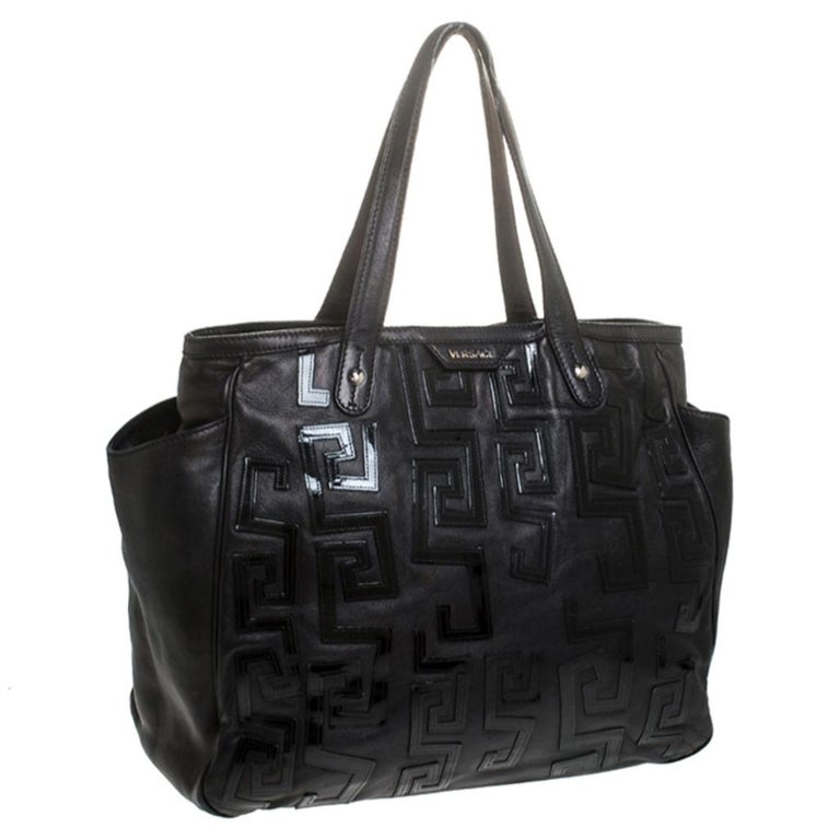 Versace Black Leather Shopper Tote For Sale at 1stDibs