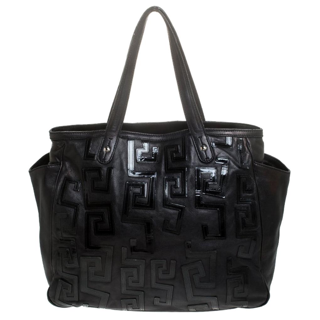 Versace Black Leather Palazzo Medusa Tote For Sale at 1stdibs