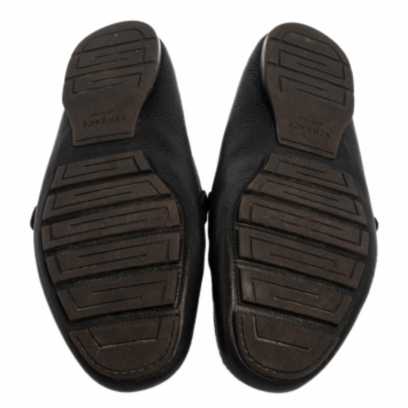 Versace Black Leather Slip On  Loafers Size 43.5 For Sale 3