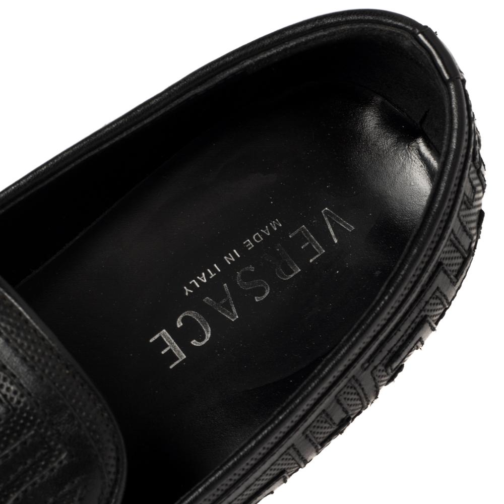 Men's Versace Black Leather Smoking Slippers Size 42 For Sale