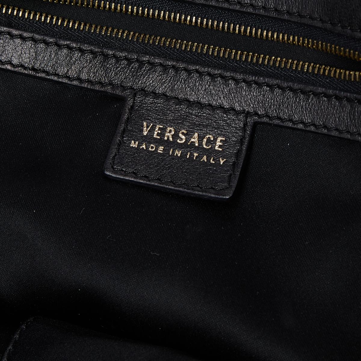 Versace Black Leather Zip Satchel In Good Condition In Dubai, Al Qouz 2