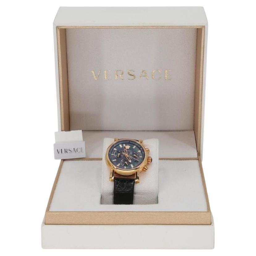 Versace: Luxusuhr Medusa aus schwarzem Kalbsleder mit Perlmutt-Zifferblatt und Lederband