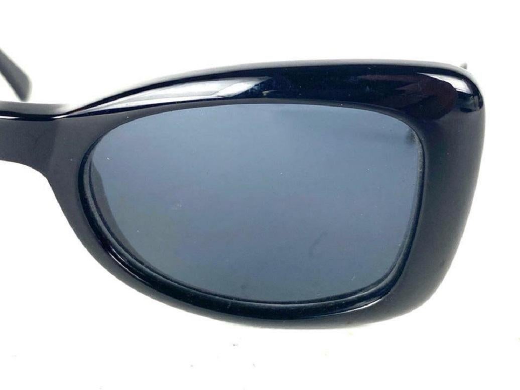 Versace Schwarz Mod 404 Katzenauge 12vers65 Sonnenbrille im Angebot 4
