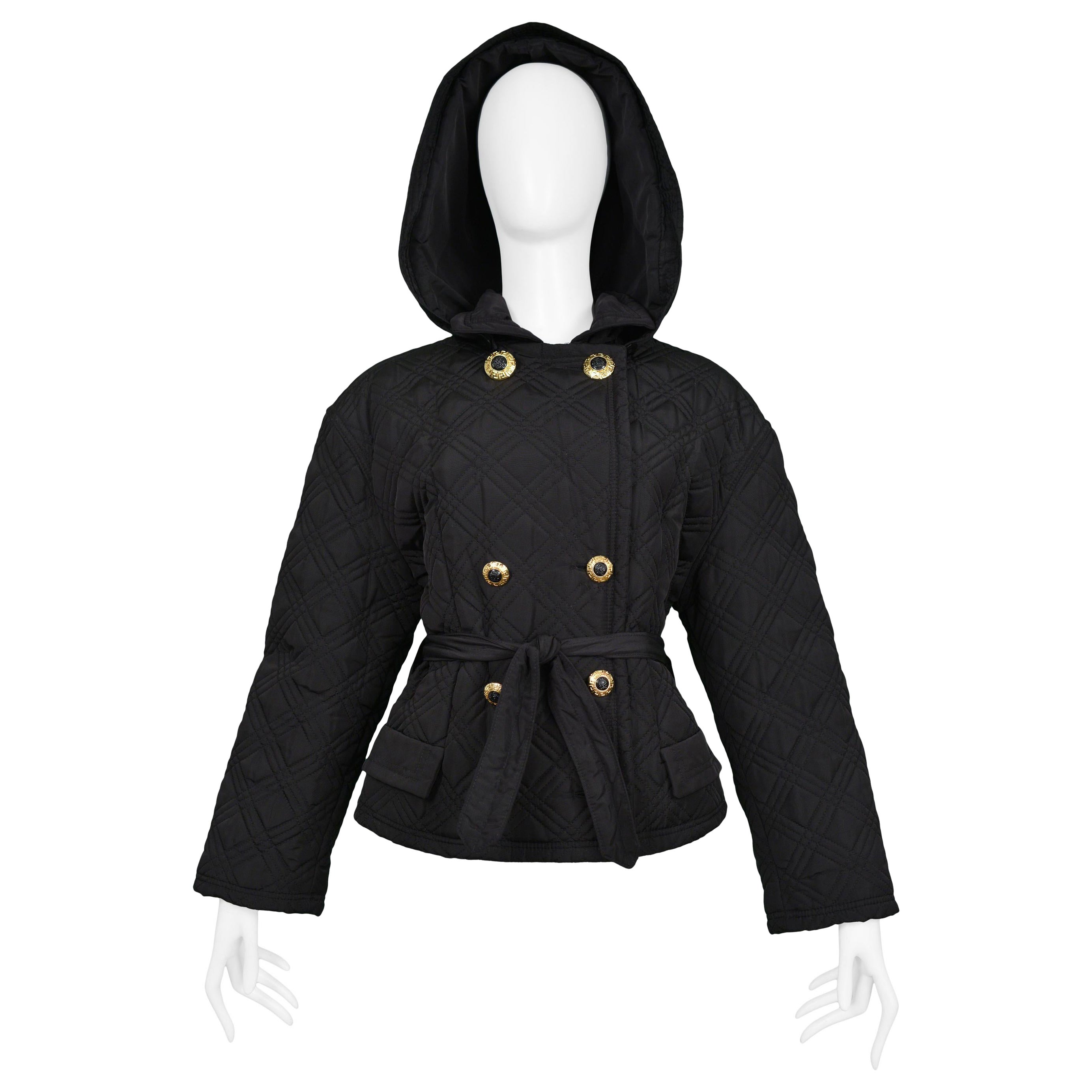 Versace - Veste matelassée en nylon noir avec capuche