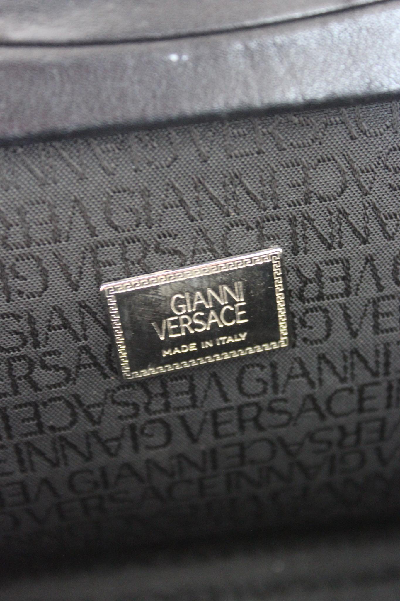 Versace Black Nylon Vintage Shoulder Bag 1980s 5