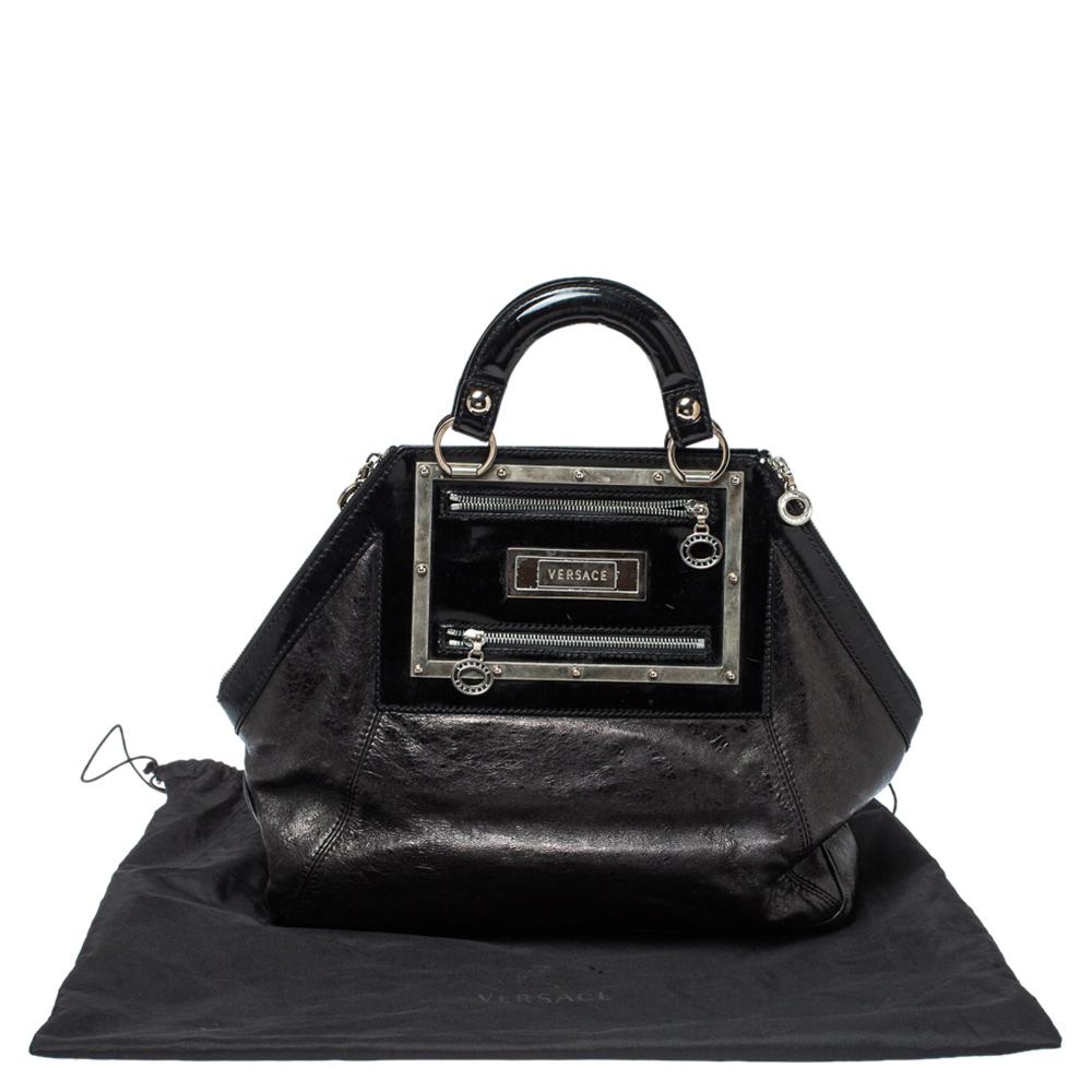 Versace Hit Satchel aus schwarzem Lack und Leder 6