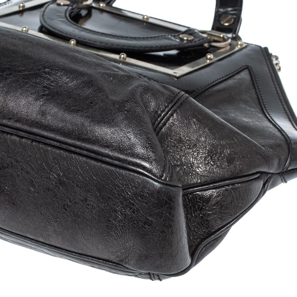 Versace Hit Satchel aus schwarzem Lack und Leder 4