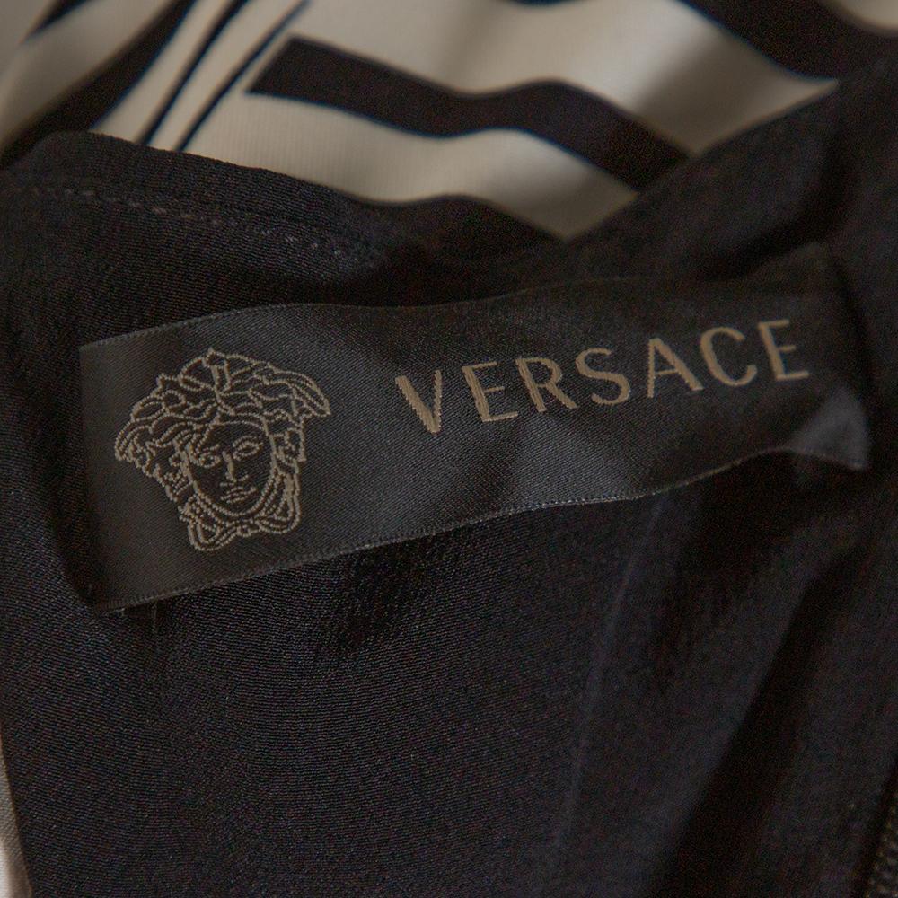 Versace Black Printed Silk Asymmetric Knee Length Dress M In Excellent Condition In Dubai, Al Qouz 2