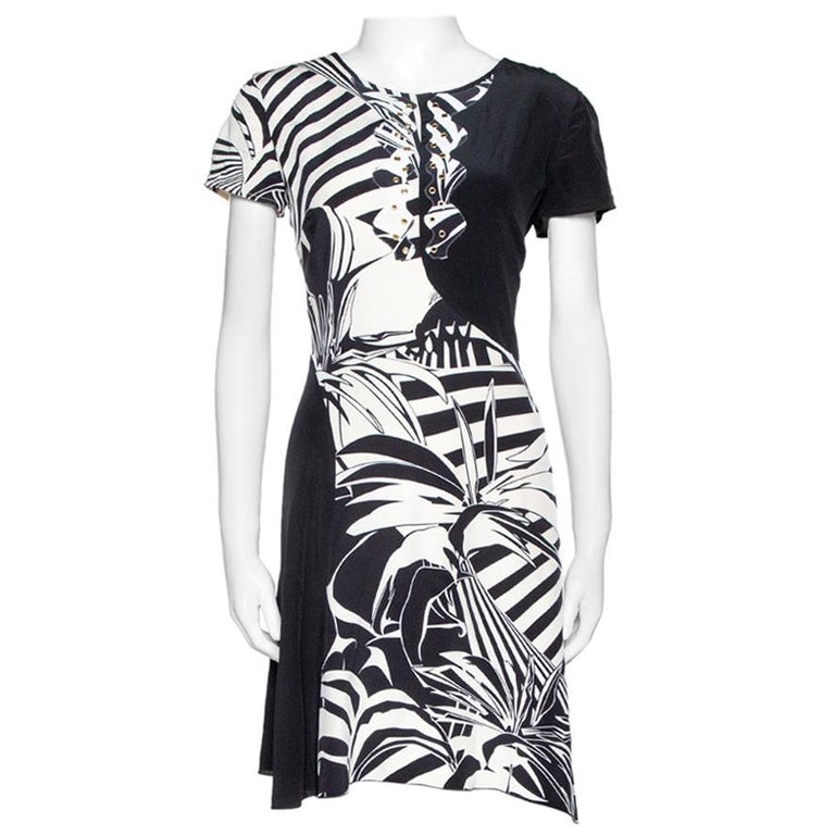 Versace Print Dress - 102 For Sale on 1stDibs