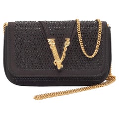 Versace Virtus Barroco Kristalle Kettentasche aus schwarzem Satin