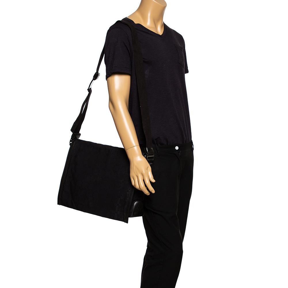 This messenger bag by Versace is an ideal option for keeping your daily essentials safe. Made from nylon, the bag is handy, durable, and lightweight. The lined interior of the bag is sized to store all your essentials.

Includes: Original Dustbag