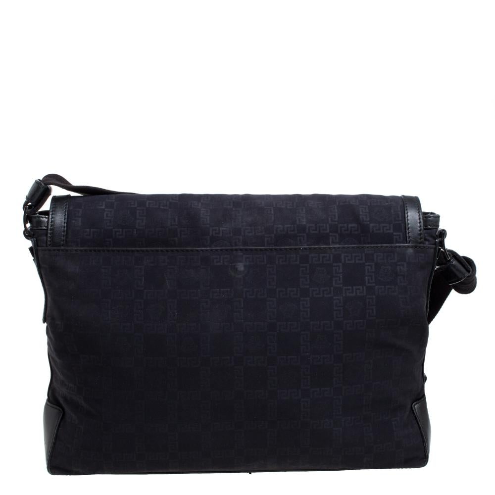 Versace Black Signature Nylon Messenger bag In Good Condition In Dubai, Al Qouz 2