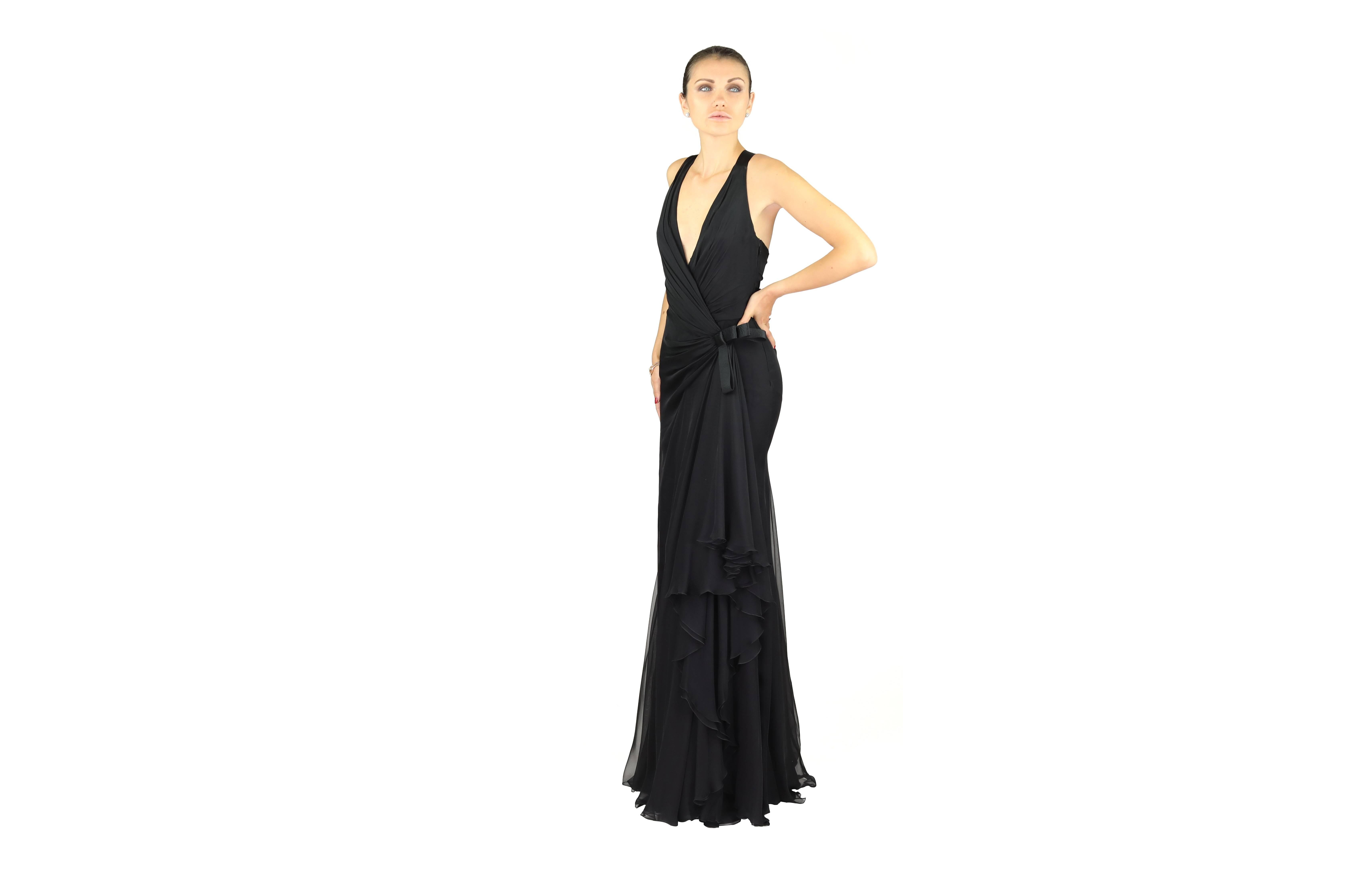 VERSACE BLACK SILK VANITAS DETAIL LONG GOWN Dress 38 -2 In New Condition For Sale In Montgomery, TX