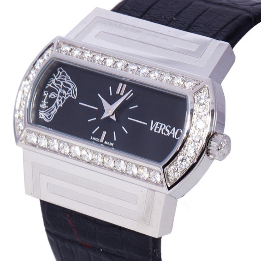 Stand out with this slick Versace wristwatch. Made from stainless steel, the horizontal oval case holds a beveled diamond bezel engraved with the meander pattern on the top and bottom sides. Its black dial is contrasted with silver hour indexes and