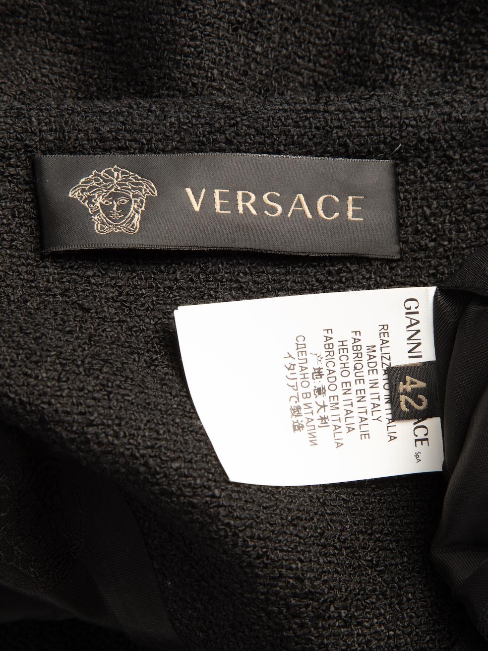 Women's Versace Black Textured Mini Pencil Skirt Size M For Sale