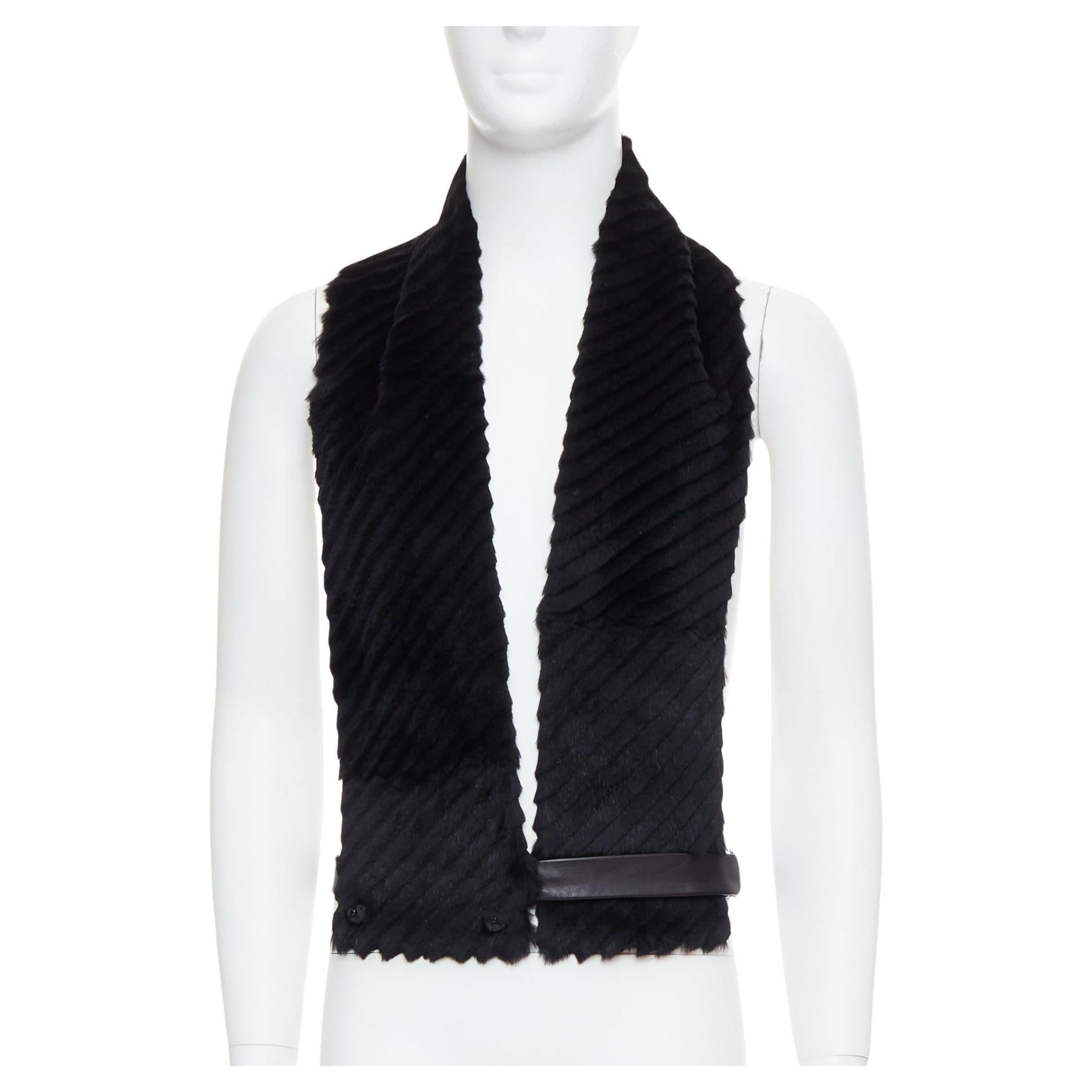 How should I wear a wild Versace print scarf?