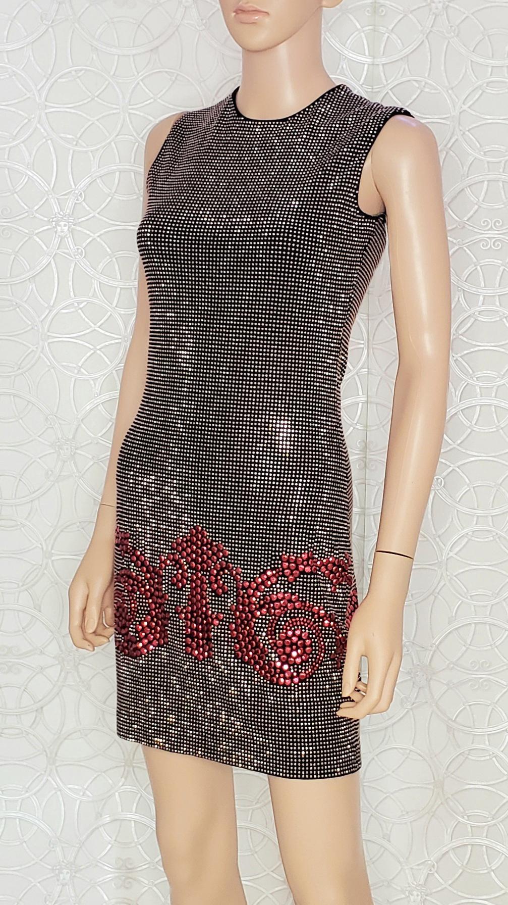 VERSACE BLACK VISCOSE BEADED MINI DRESS Sz 40 In New Condition For Sale In Montgomery, TX