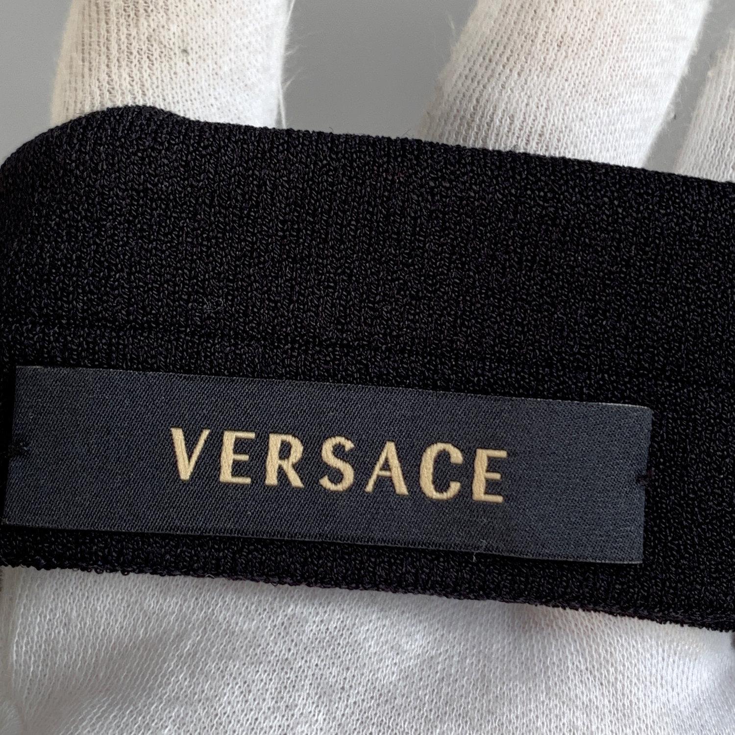 Versace Black Viscose Cut Out Sleevess Top With Collar Size 40 3