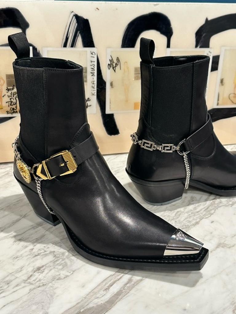 Versace Black Western Medusa Buckle Leather Ankle Boot Size 38 (NWT deadstock) For Sale 3