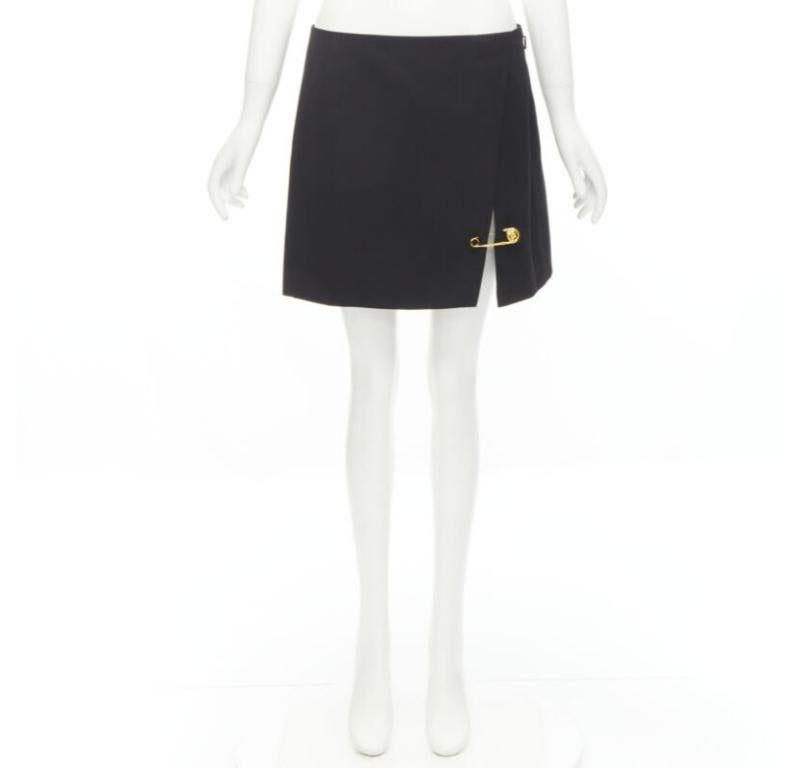VERSACE black wool gold Medusa safety pin high slit mini skirt IT42 M For Sale 4