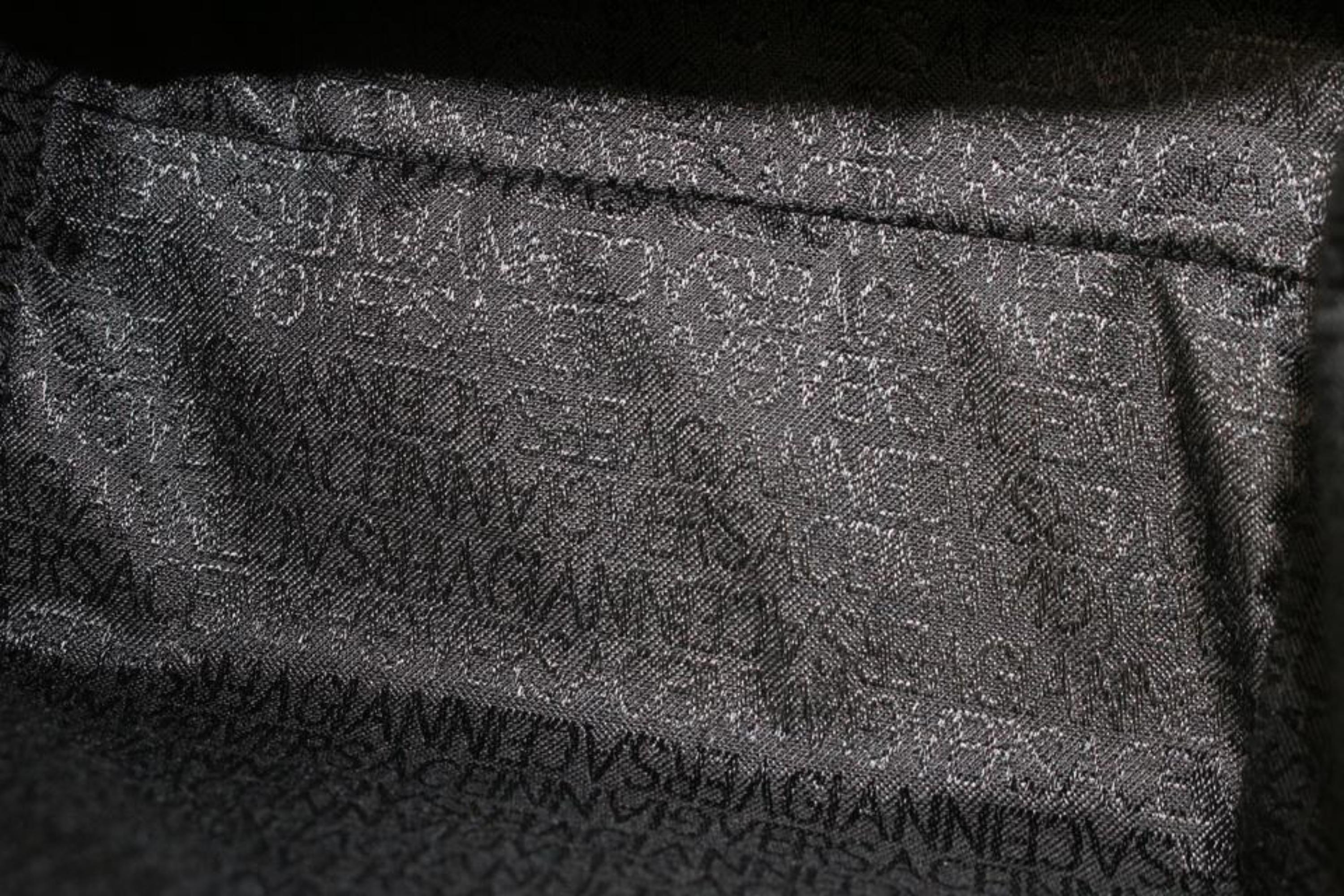 Made In: Italy
Measurements: Length:  6.2