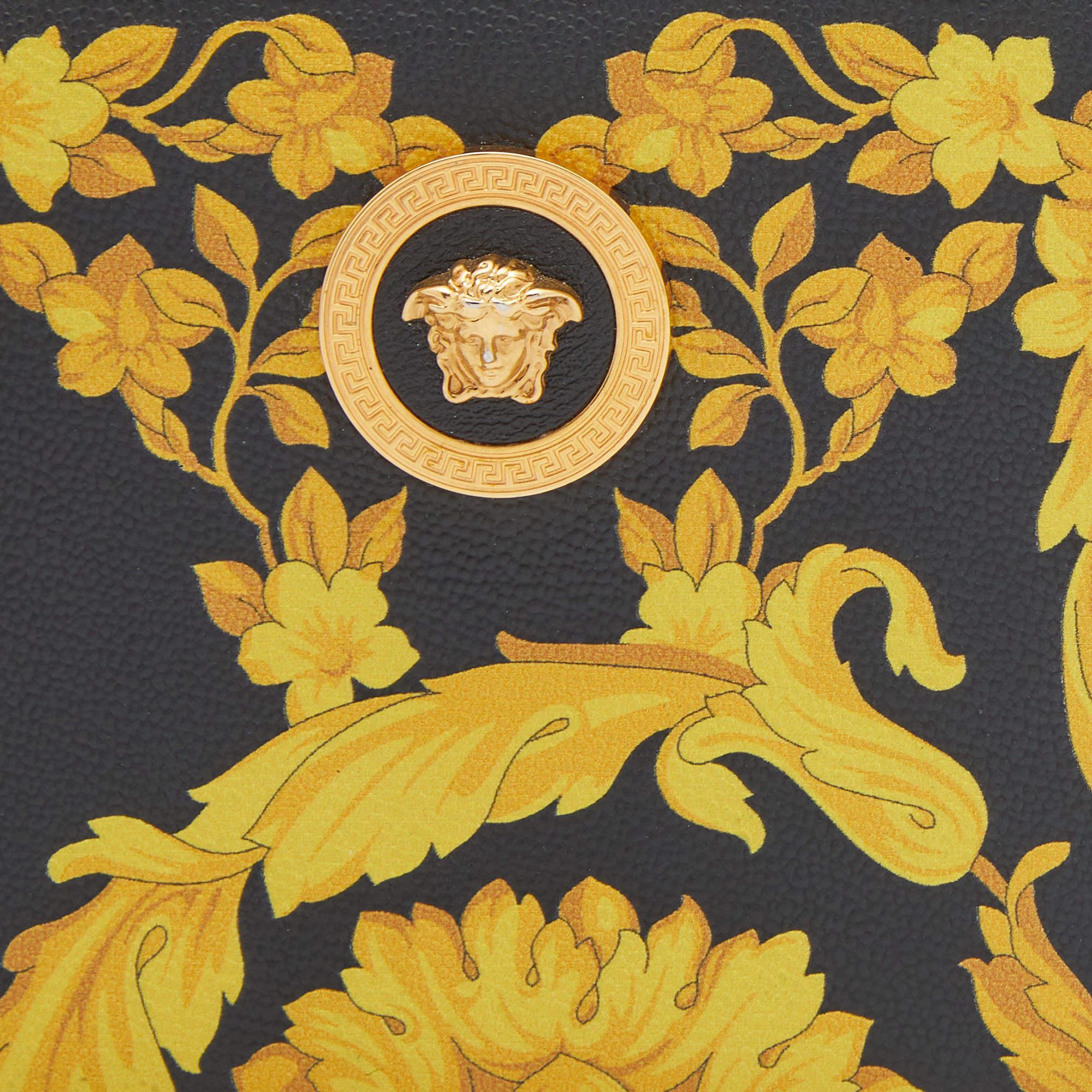 Versace Black/Yellow Baroque Print Coated Canvas Zip Around Wallet 6