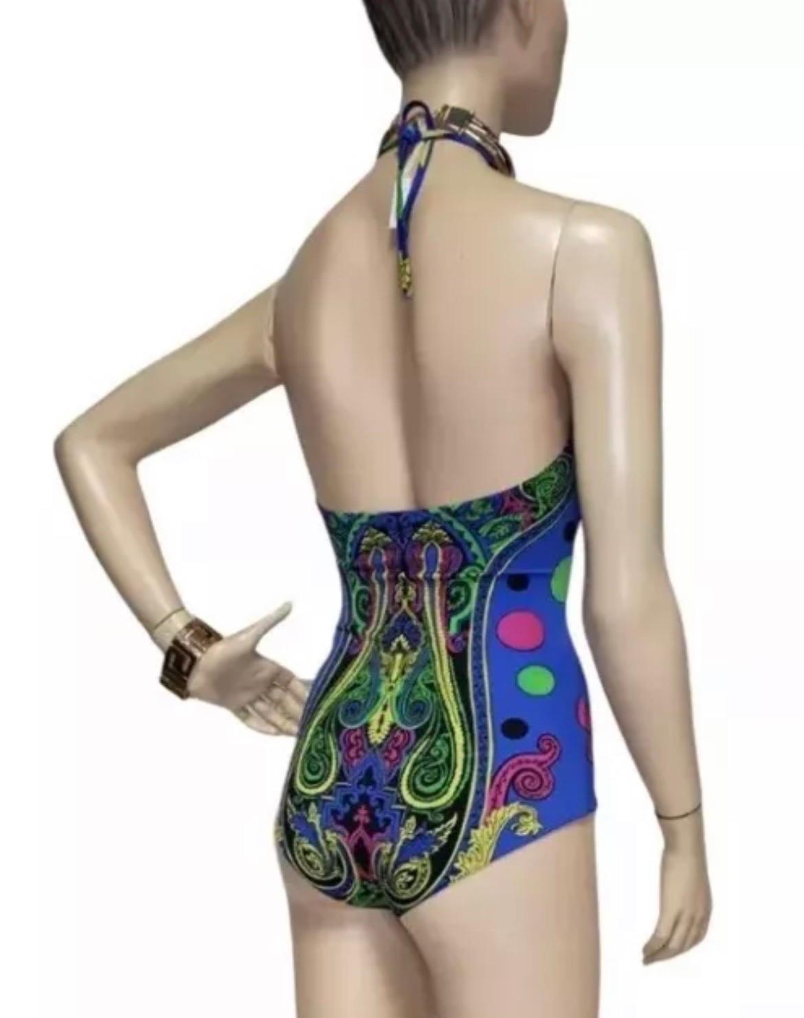 Donna Versace Costume da bagno stampato blu Barocco XS in vendita