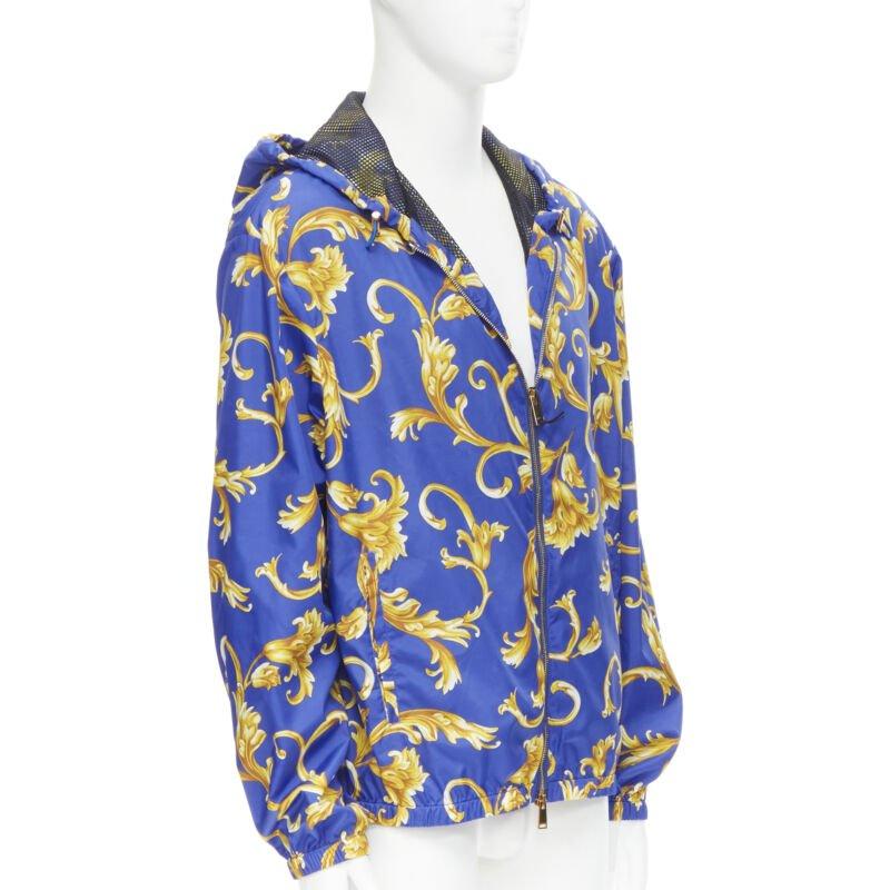 VERSACE bleu or Barocco by Versace veste coupe-vent en nylon imprimé IT52 XL Neuf à Hong Kong, NT