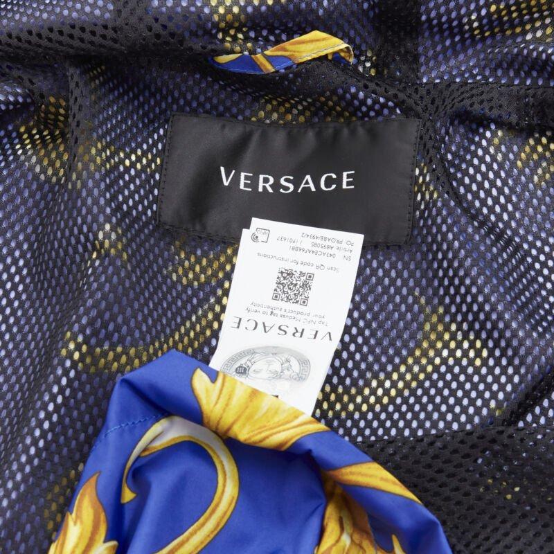 VERSACE bleu or Barocco by Versace veste coupe-vent en nylon imprimé IT52 XL 5