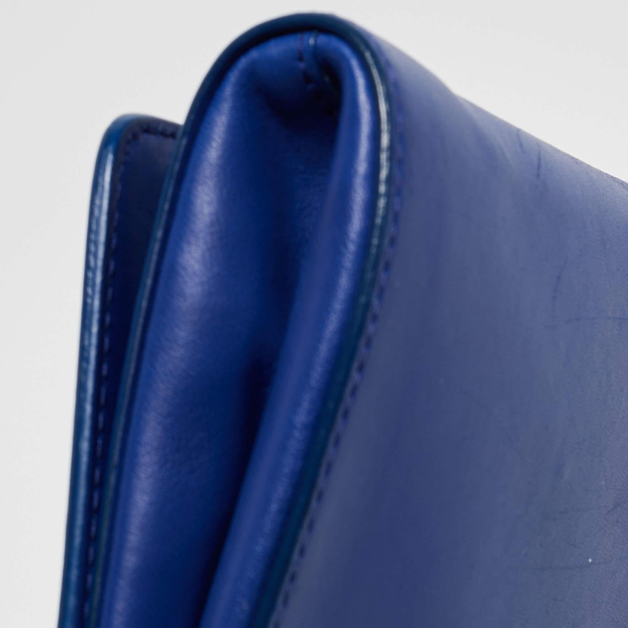 Versace Blue Leather Medusa Palazzo Shoulder Bag In Good Condition In Dubai, Al Qouz 2